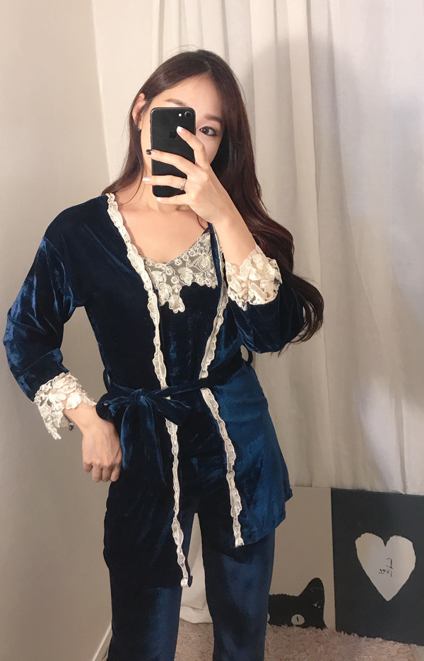Velvet lace pajama gown 3pcs set 2color girl emoti