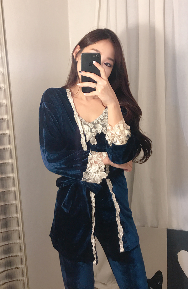 Velvet lace pajama gown 3pcs set 2color girl emoti