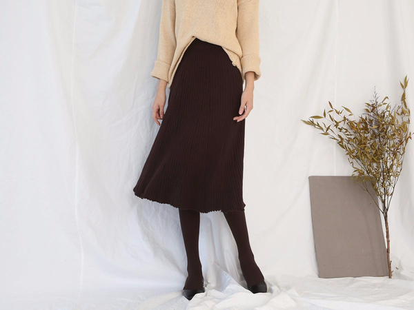 Winter Banding Flare Wrinkled Skirt Women Long Ple