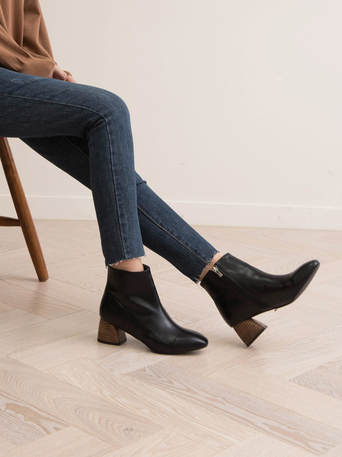 Sheme Wood Sheep Black Suede Leather Ankle Boots 6