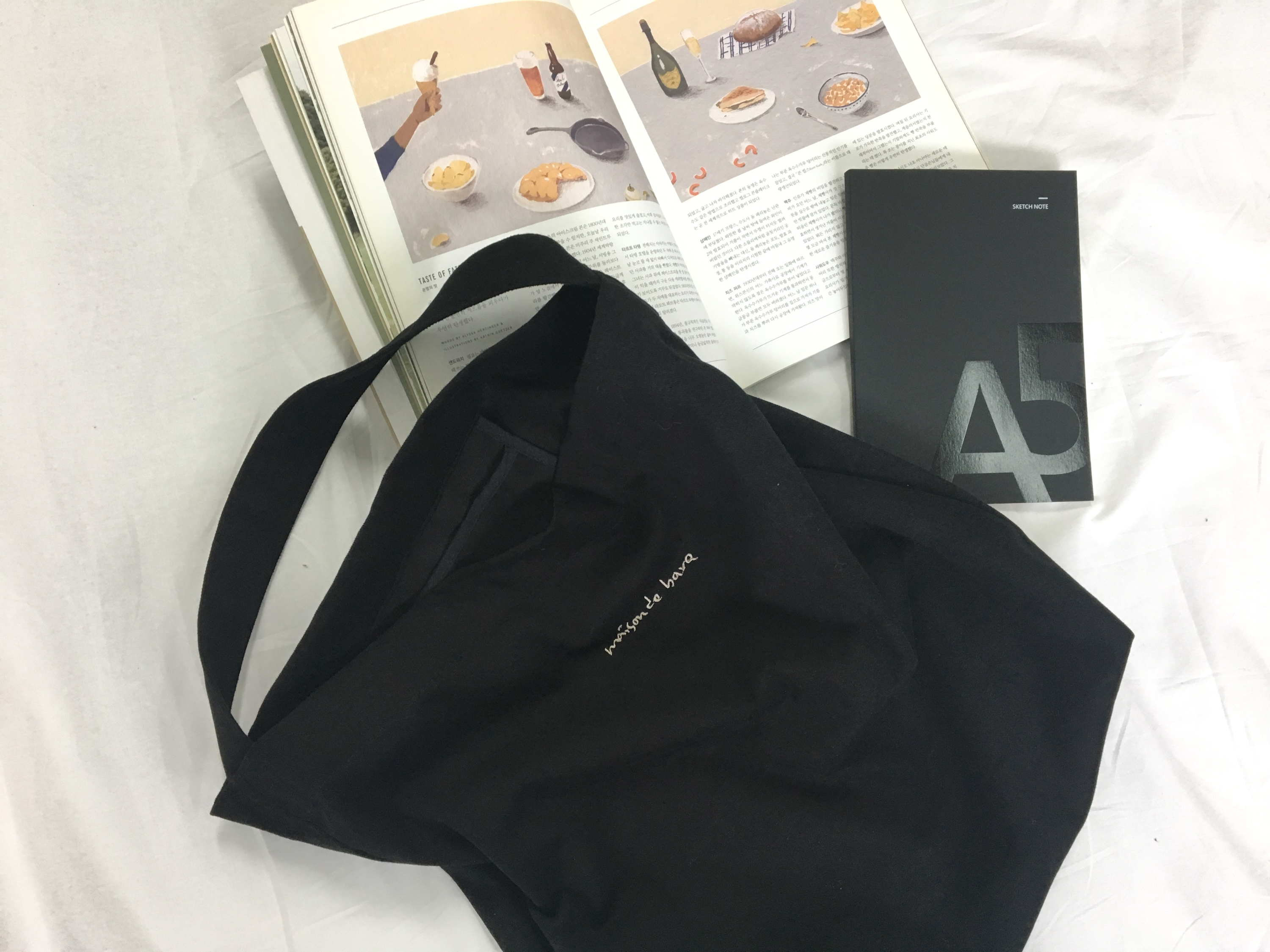 Saint Suede Eco Bag Back Hobo Bag _Black Natural W