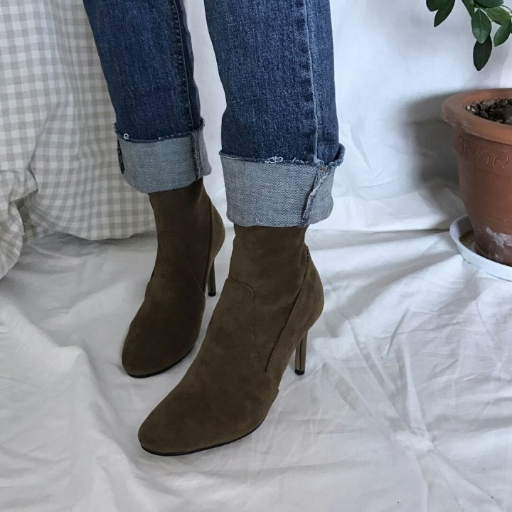 Suede Span Angle Boots Hill 3 color Socks Hill