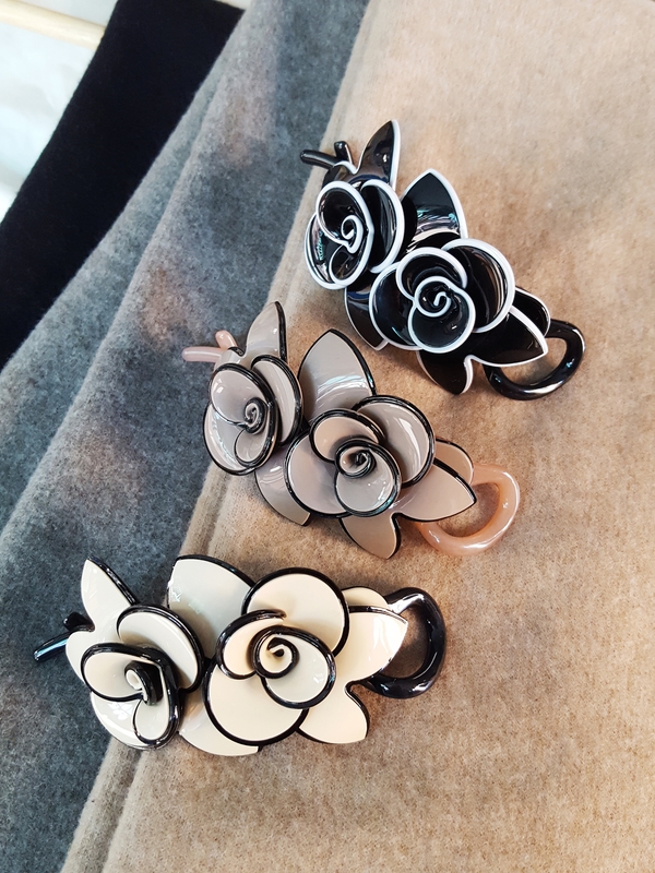 Hair Accessories French pin blossom banana half ha