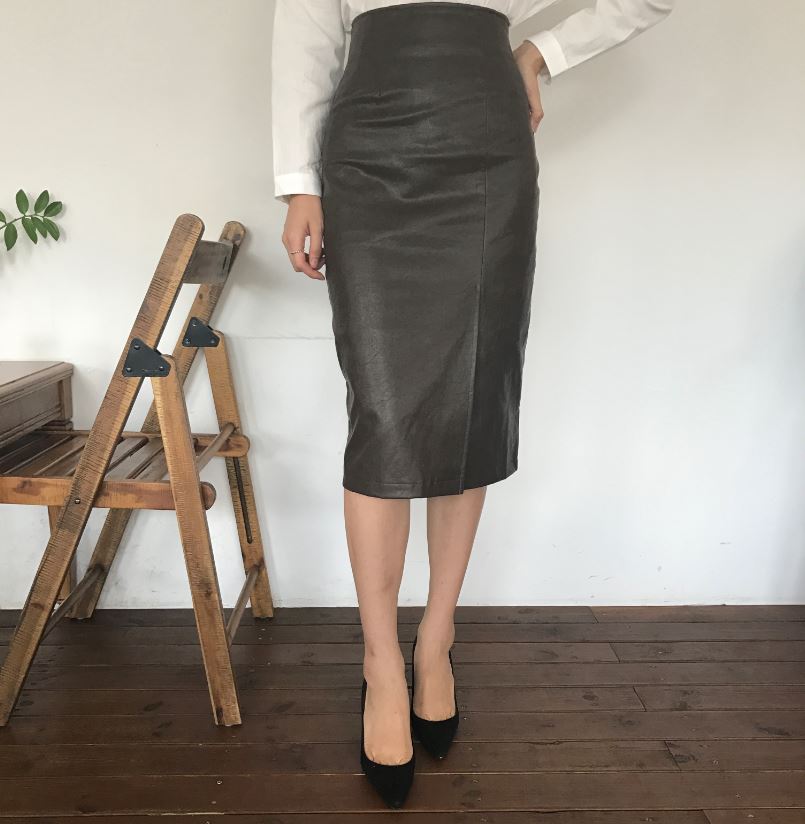 Vogue black incision hooded long skirt Reza leathe