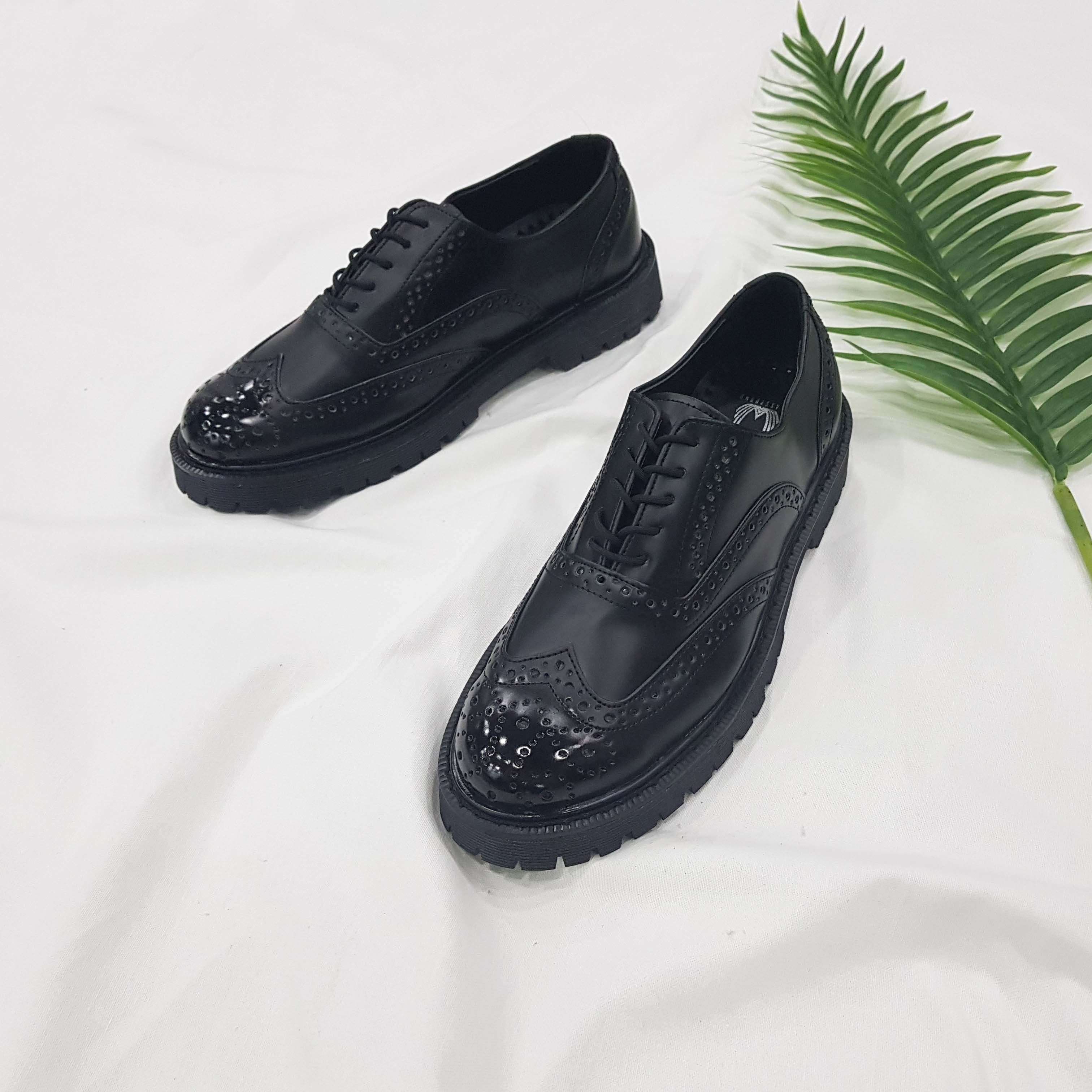 Free Shipping Wingtip Clipper Men's Formal Shoe