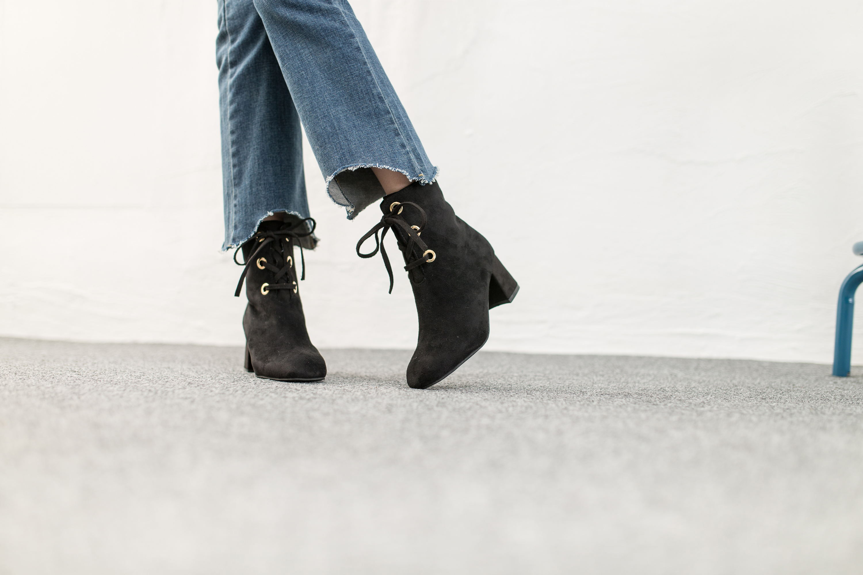 Sunglasses with Suede Angle Boots 6.0cm