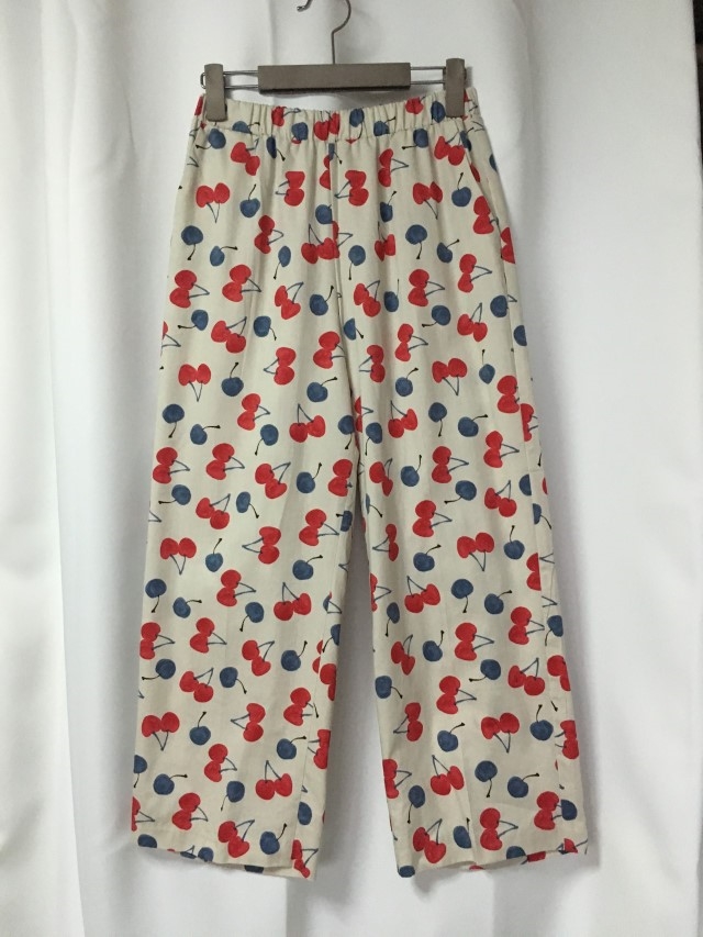 Cotton Cherry Pajama Set Park Shi-chou A luxurious