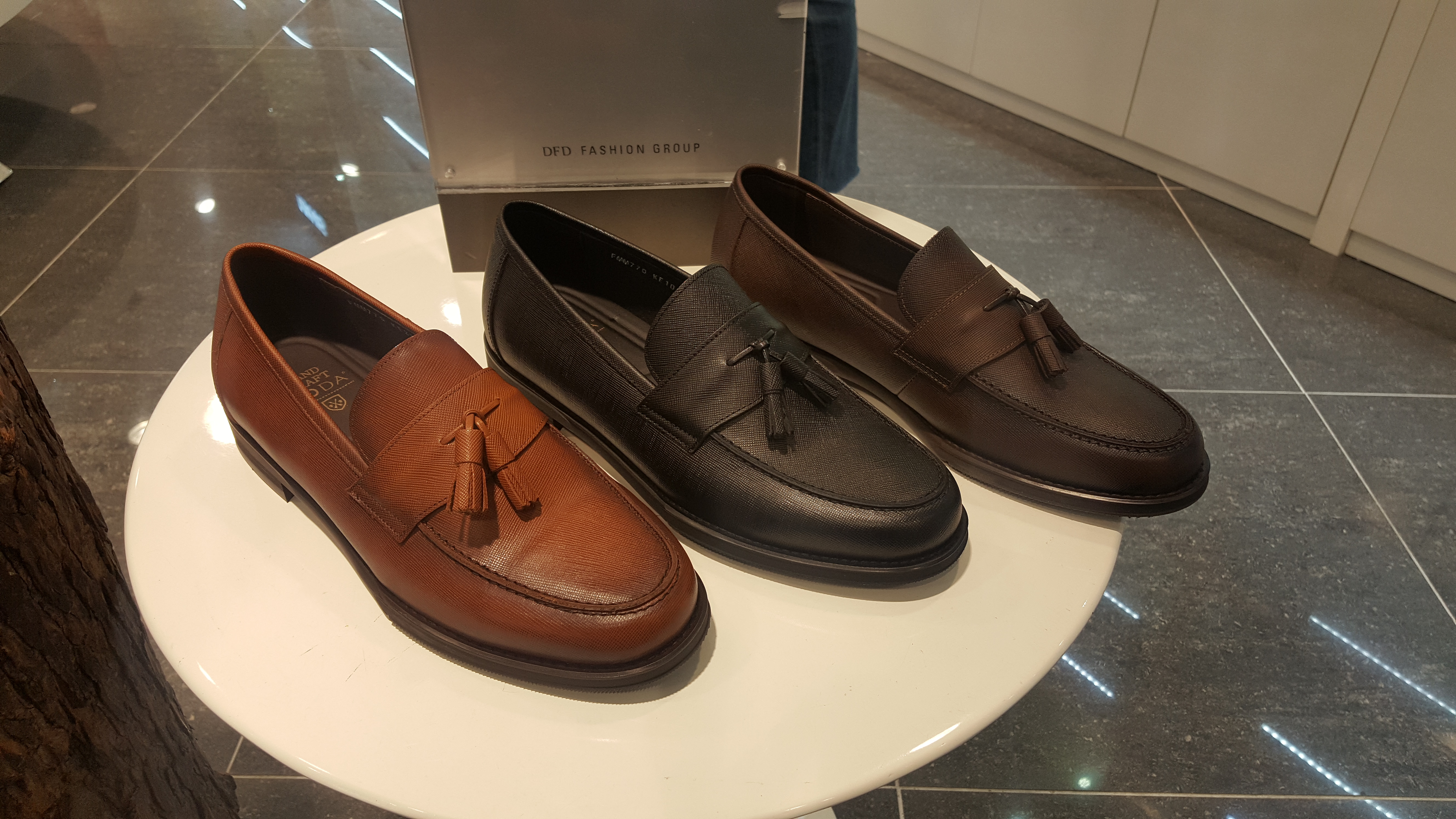 Soda Men's Looper Piano Tassel FMM770 New York 