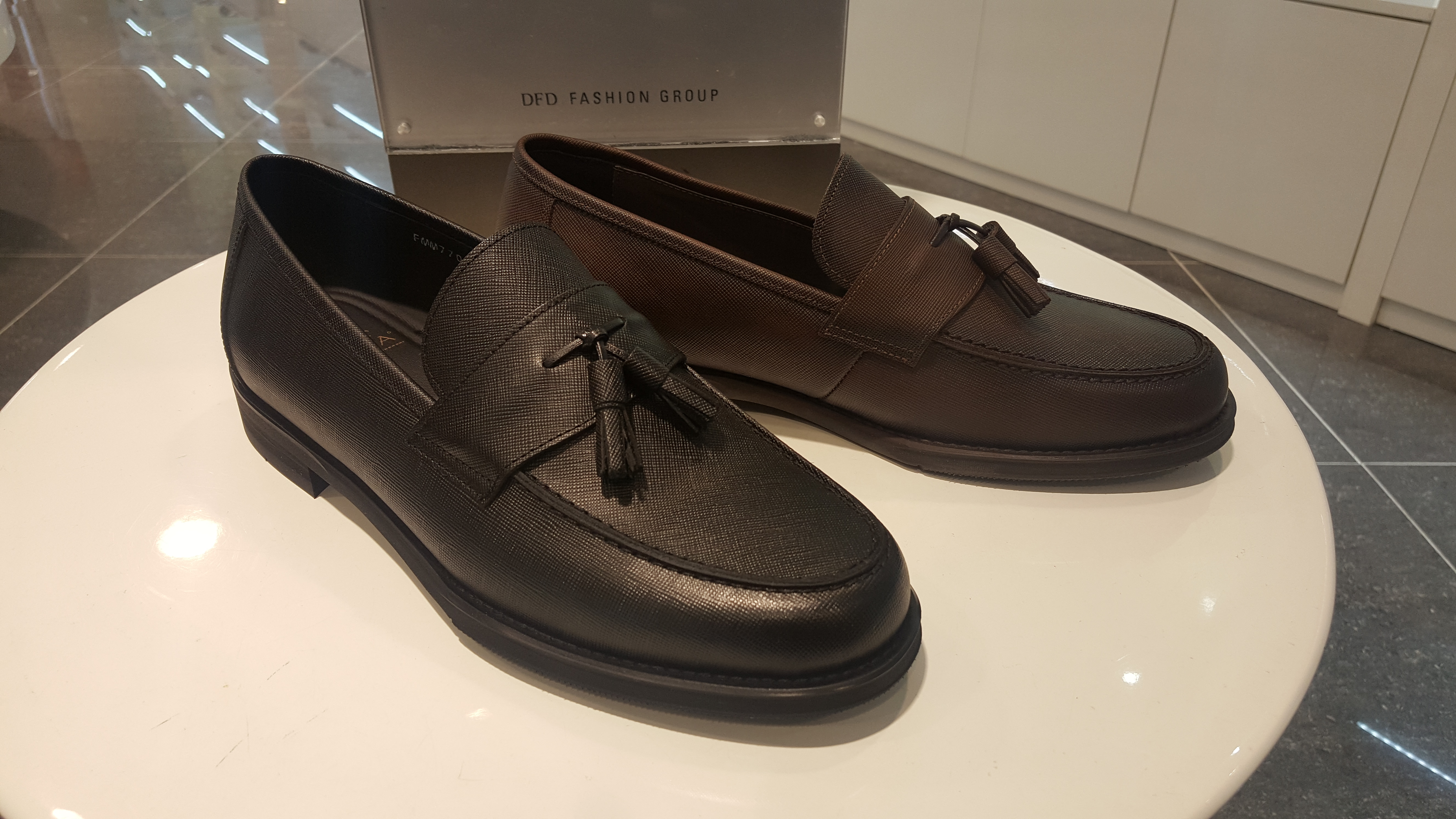 Soda Men's Looper Piano Tassel FMM770 New York 