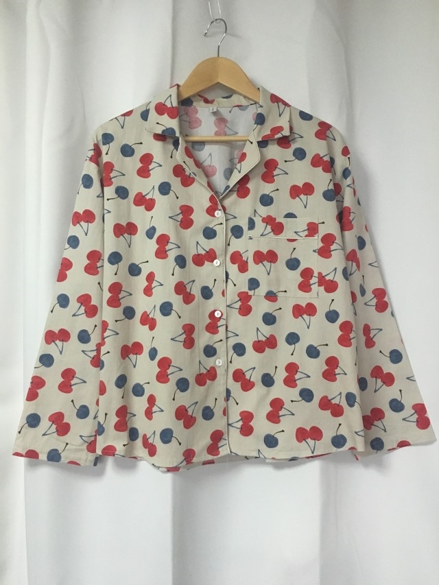 Cotton Cherry Pajama Set Park Shi-chou A luxurious