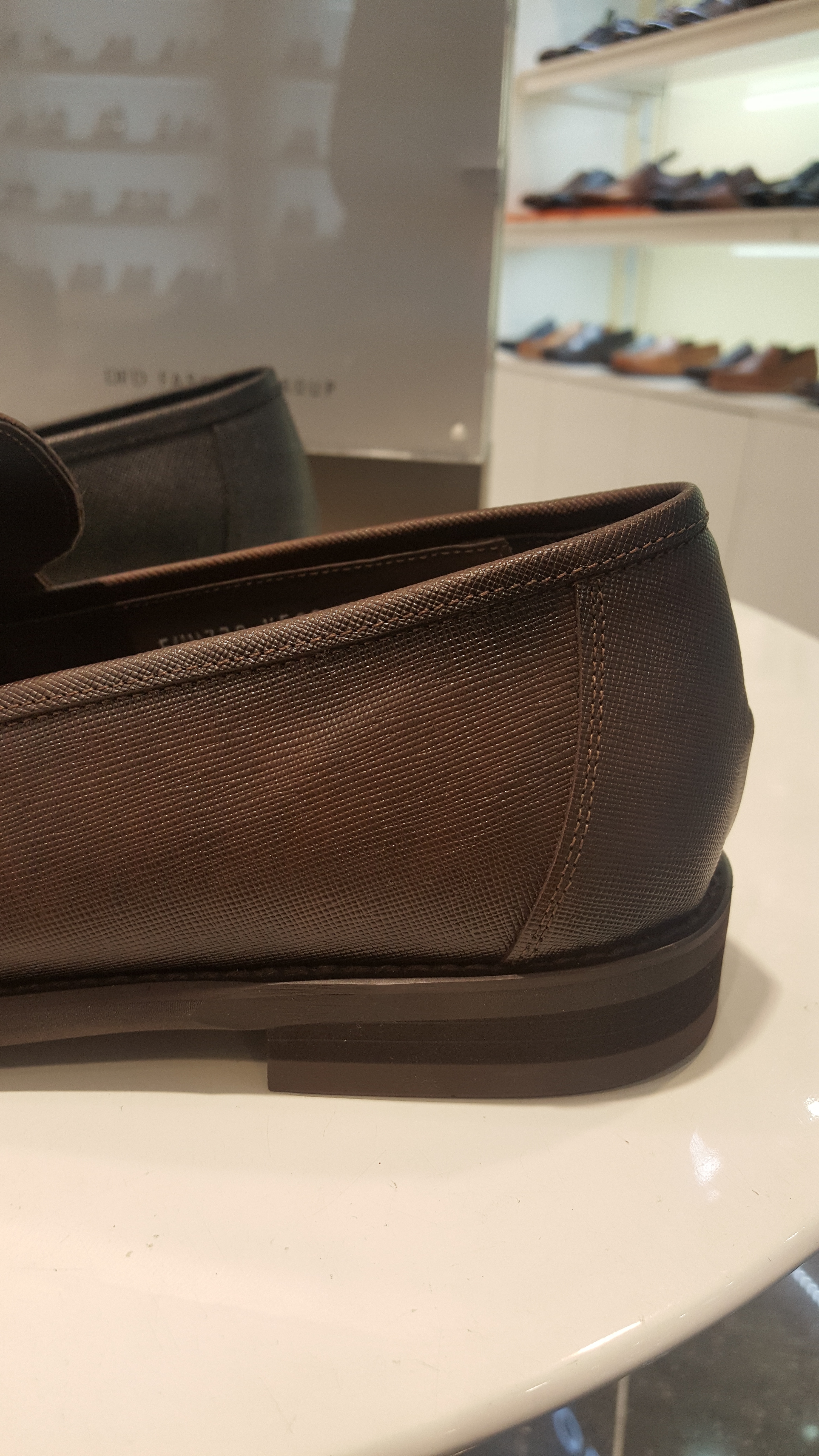 Soda Men's Looper Piano Tassel FMM770 New York 