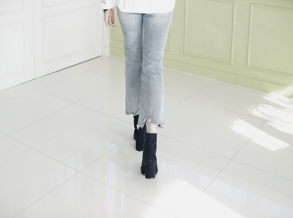 Mimein suede round nose toe angle booty boots 7cm 