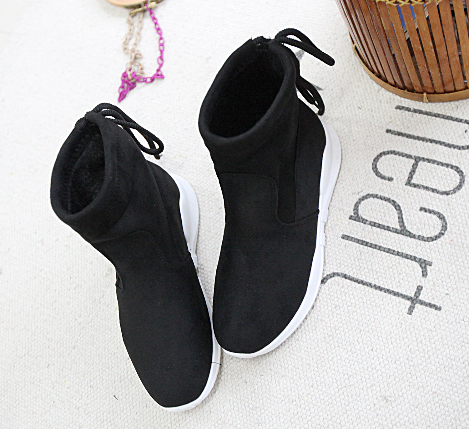 Nome-core style modern boots with suede brushed hi