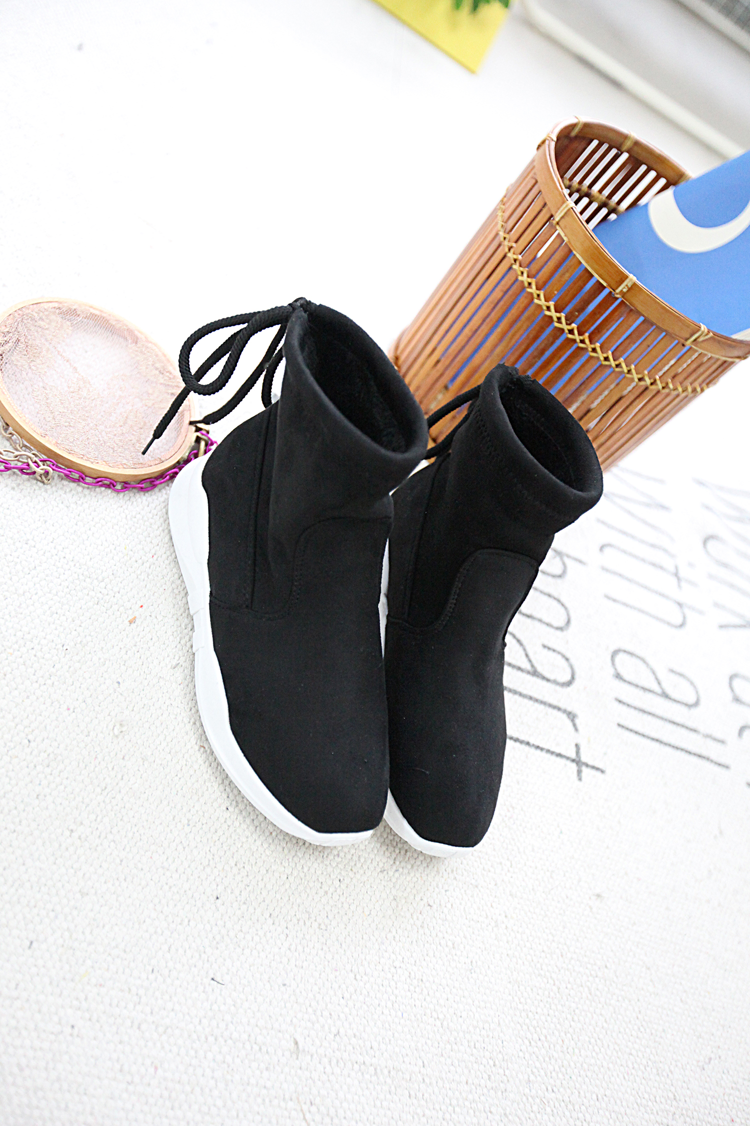 Nome-core style modern boots with suede brushed hi