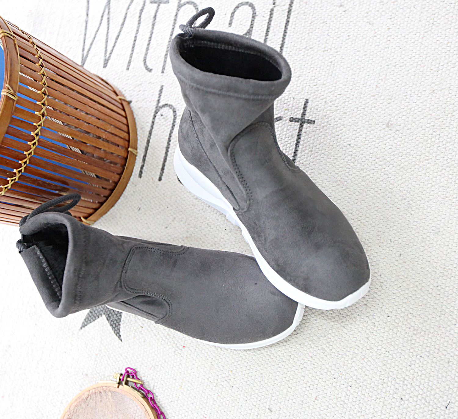 Nome-core style modern boots with suede brushed hi