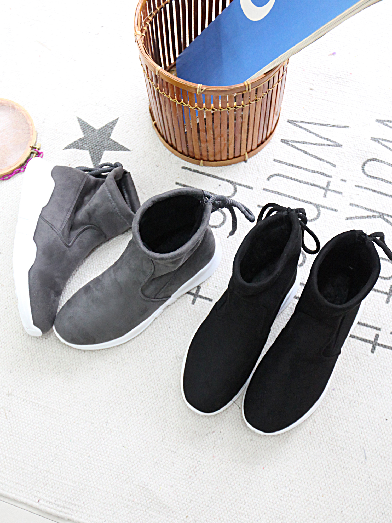 Nome-core style modern boots with suede brushed hi