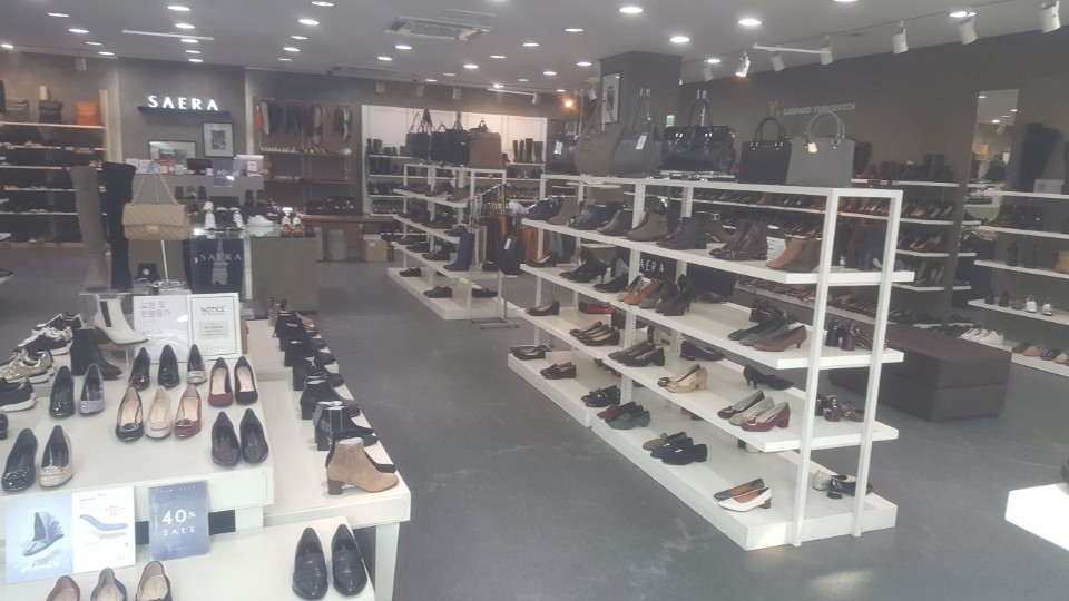 Sera Studio Bobby Pumps Shoes B17P534 Charming sty